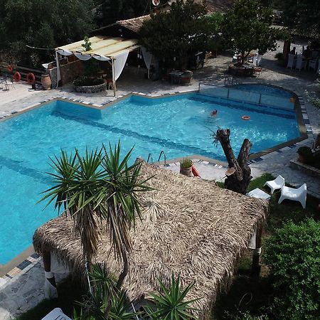 Spiti Nikos Aparthotel Danília Kültér fotó