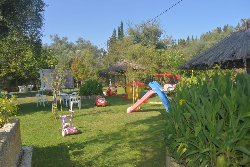 Spiti Nikos Aparthotel Danília Kültér fotó